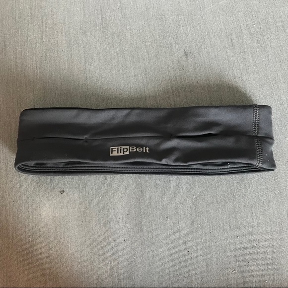 flip belt accessories running storage belt size small poshmark flipbelt size